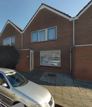 0m2 house to rent for 780.06€/month in Bloemenlaan 101, Sint-Maartensdijk