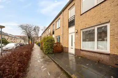 110m2 Haus zur Miete für 2300€/Monat in Stan Laurelstraat 29, Almere