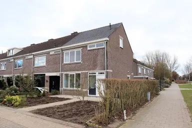 116m2 huis te huur voor 2350€/maand in Mozartstraat 108, Heemskerk