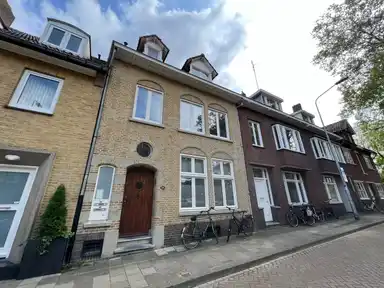 18m2 room to rent for 680.7€/month in Calvariestraat 17B, Maastricht