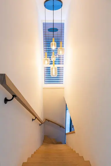 220m2 maison à louer pour 3995€/mois à Heistraat 56, Waalre