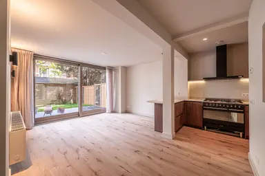 71m2 apartment to rent for 3250€/month in Lanseloetstraat 36-4, Amsterdam