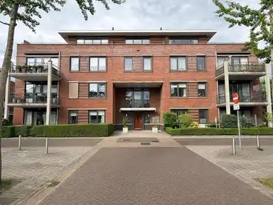 88m2 apartment to rent for 1750€/month in Driehuizenpark, Lisse