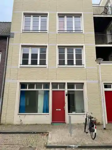 120m2 house to rent for 1995€/month in Hoogstraat, Zwolle