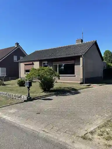 90m2 maison à louer pour 1295€/mois à Broekhuizerweg 9, Swolgen