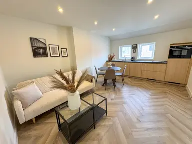 71m2 apartment to rent for 1650€/month in Dorpsstraat 55, Krabbendijke