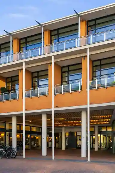 120m2 apartment to rent for 2200€/month in Herenstraat 86, Hilversum