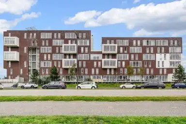 107m2 Appartamento in affitto per 1675€/mese a Brandingdijk 394, Rotterdam