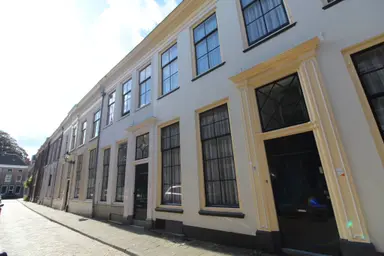 99m2 Wohnung zur Miete für 1395€/Monat in Bloemendalstraat, Zwolle