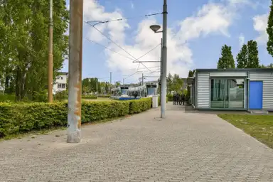 139m2 house to rent for 4000€/month in Antwerpenbaan 66, Amsterdam