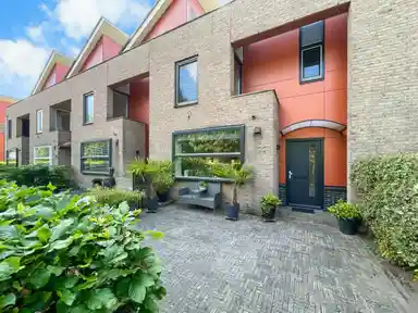 170m2 house to rent for 2650€/month in Ekenstein, Lelystad