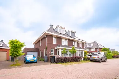 159m2 house to rent for 2350€/month in Schagerweide 4, Alkmaar