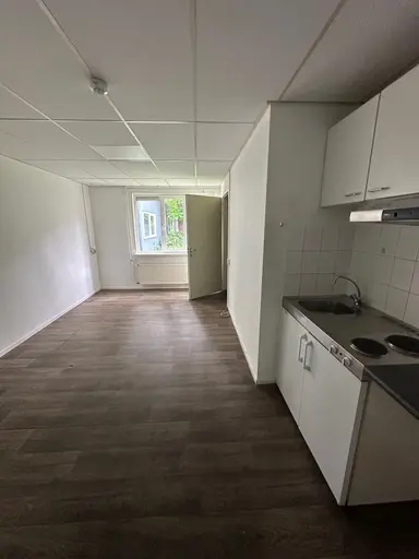 30m2 anti-squat to rent for 300€/month in Renkum
