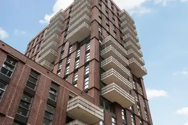88m2 Appartement à louer pour 1816€/mois à Brede Hilledijk 288, Rotterdam