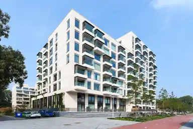 93m2 apartment to rent for 1950€/month in Fred. Roeskestraat, Amsterdam