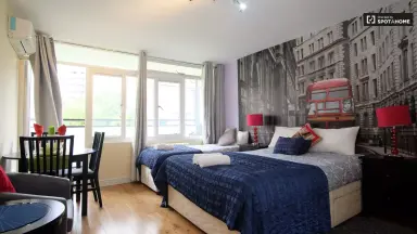 m2 studio to rent for 1700€/month in Churchill-laan, Amsterdam