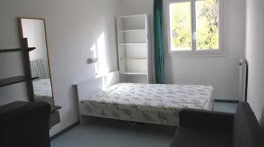 18m2 Kamer te huur voor 500€/maand in Korvelplein 10, Tilburg