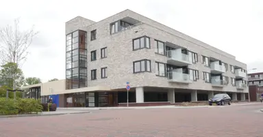 m2 Appartement à louer pour 932.93€/mois à B. van der Helststraat 69, Meppel