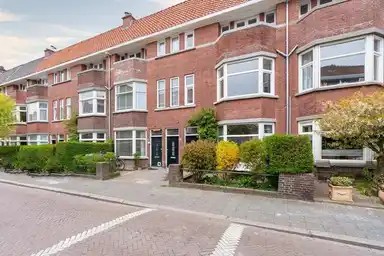 138m2 apartment to rent for 2800€/month in Weissenbruchstraat 358, The Hague