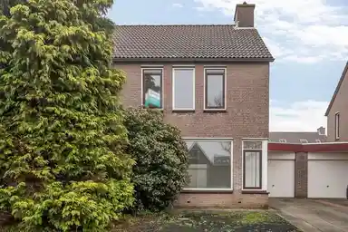 137m2 house to rent for 1400€/month in Godfried Bomanslaan, Kloetinge