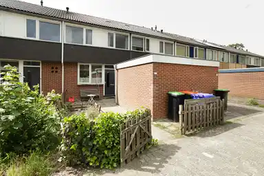 74m2 house to rent for 764.14€/month in Rijvoortshoef 236, Raamsdonksveer