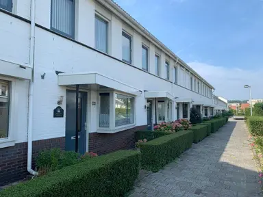 100m2 house to rent for 1675€/month in Atletiekbaan 4, The Hague