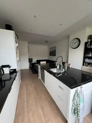 15m2 Kamer te huur voor 519€/maand in Breitnerstraat 33B, Rotterdam