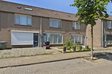 m2 Haus zur Miete für 932.93€/Monat in Simonsberg 5, Breda