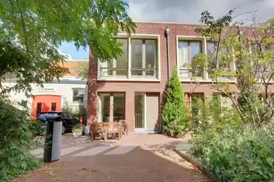 79m2 maison à louer pour 2600€/mois à Laagte Kadijk 51, Amsterdam