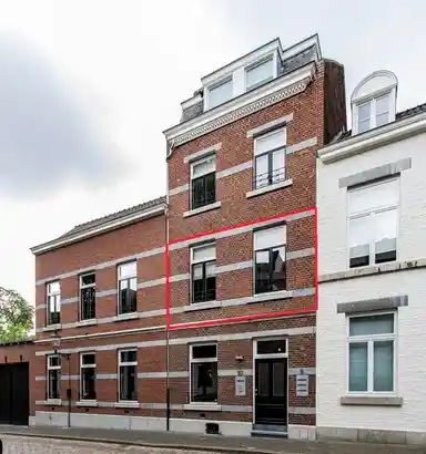 35m2 flat to rent for 1315€/month in Abtstraat, Maastricht