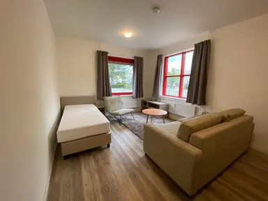 30m2 studio à louer pour 976€/mois à Henry Dunantweg 20, Alphen aan den Rijn
