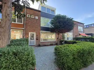 150m2 maison à louer pour 4650€/mois à Rembrandtweg 454, Amstelveen