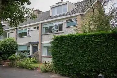 168m2 maison à louer pour 3500€/mois à Van Polanenpark, Wassenaar