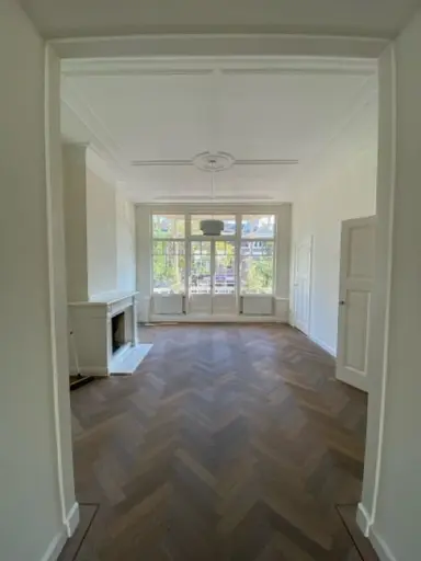 180m2 Appartement à louer pour 3700€/mois à Willem de Zwijgerlaan 69, The Hague