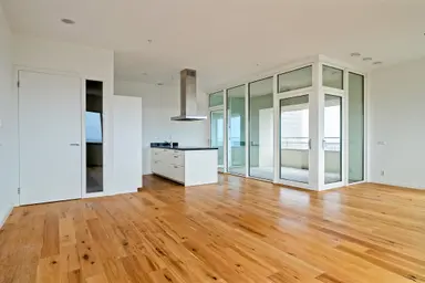 103μ² Διαμέρισμα προς ενοικίαση για 2345€/μήνα σε Van der Hoevenplein 180, Rotterdam