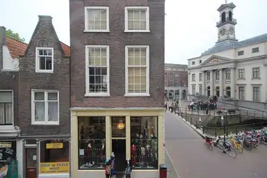 128m2 Wohnung zur Miete für 1700€/Monat in Haringstraat, Dordrecht