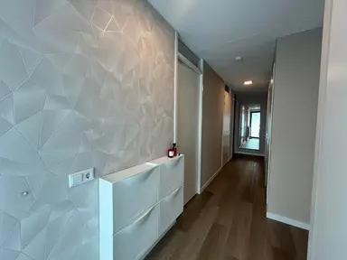 129μ² Διαμέρισμα προς ενοικίαση για 2610€/μήνα σε Pampuskade, Rotterdam