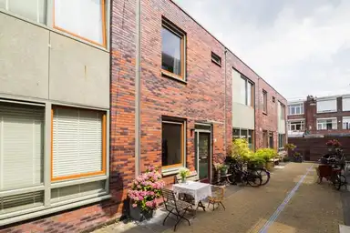 131m2 house to rent for 2595€/month in Visarendhof, Utrecht