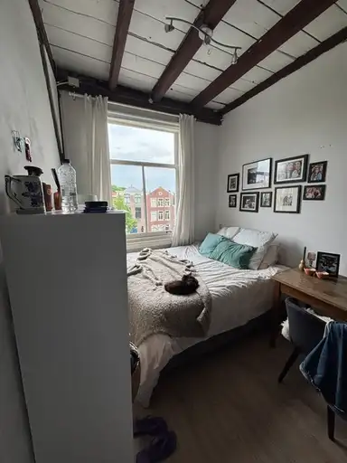 154m2 Chambre à louer pour 700€/mois à Oude Rijn, Leiden