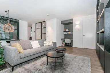 100μ² Διαμέρισμα προς ενοικίαση για 2898€/μήνα σε Capucijnenstraat, Maastricht