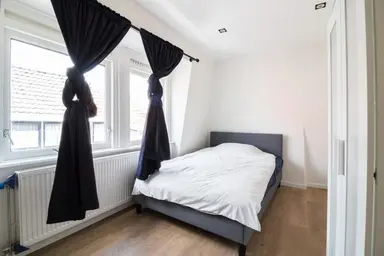 68m2 Appartamento in affitto per 2100€/mese a Kikkerstraat, The Hague