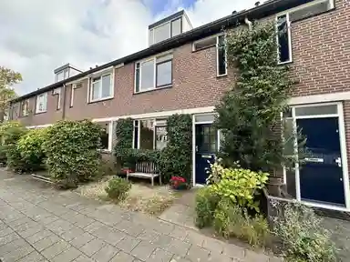 118m2 huis te huur voor 1950€/maand in Peter van Anrooystraat, Amersfoort
