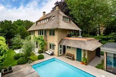 234m2 Haus zur Miete für 7200€/Monat in Oosterduinweg 251, Aerdenhout