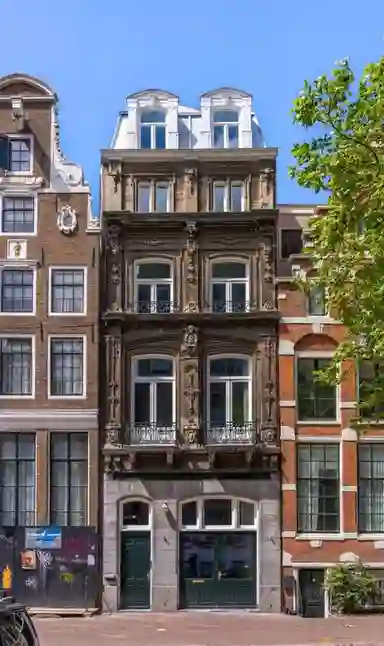 84m2 Appartement à louer pour 4500€/mois à Spuistraat 88H, Amsterdam