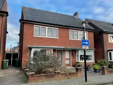 101m2 maison à louer pour 1100€/mois à Rudolfstraat 51, Hengelo