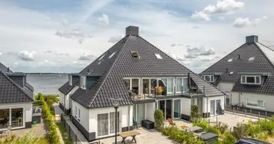 65m2 apartment to rent for 995€/month in Paviljoenwei 14, Offingawier