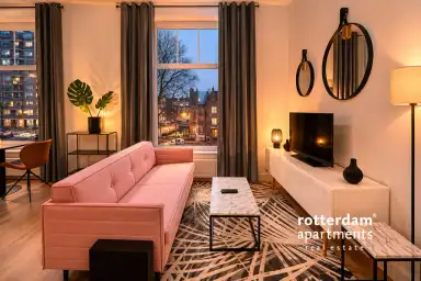 50m2 studio à louer pour 1650€/mois à Eendrachtsweg, Rotterdam