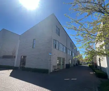 175m2 huis te huur voor 3795€/maand in Flowcoatstraat, Eindhoven