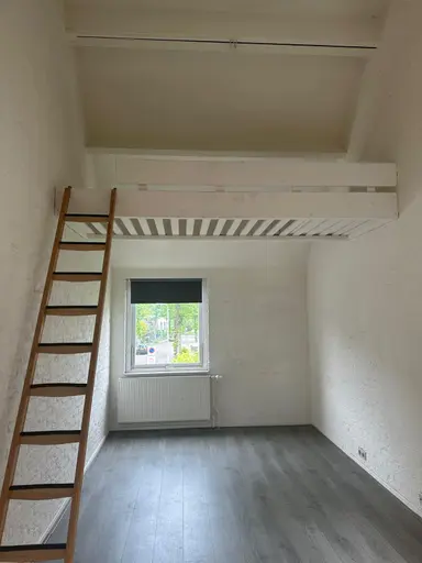 15μ² Δωμάτιο προς ενοικίαση για 700€/μήνα σε Hoofdstraat, Driebergen-Rijsenburg