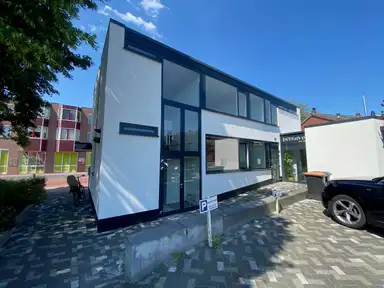 90m2 Appartement à louer pour 1300€/mois à Grotestraat 4, Markelo